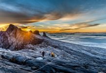 Chinh phục núi Kinabalu – Malaysia, nóc nhà của Đông Nam Á Chinh phục núi Kinabalu - Malaysia, nóc nhà của Đông Nam Á